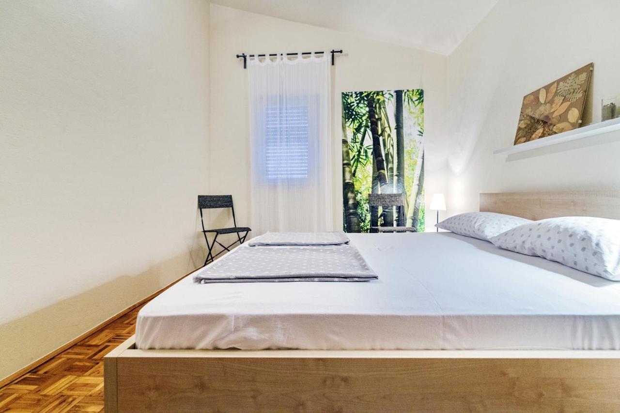 Apartman Veronika ザダル エクステリア 写真