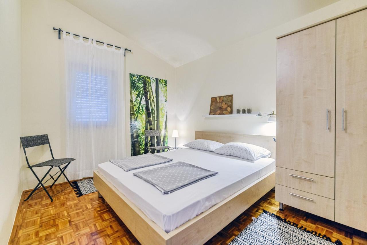Apartman Veronika ザダル エクステリア 写真